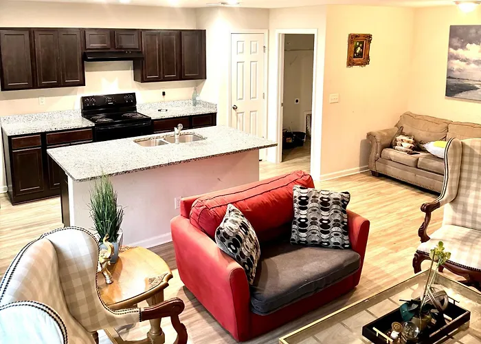 Cozy 3 Bed Home 5 Mins To Jax Airport & Zoo