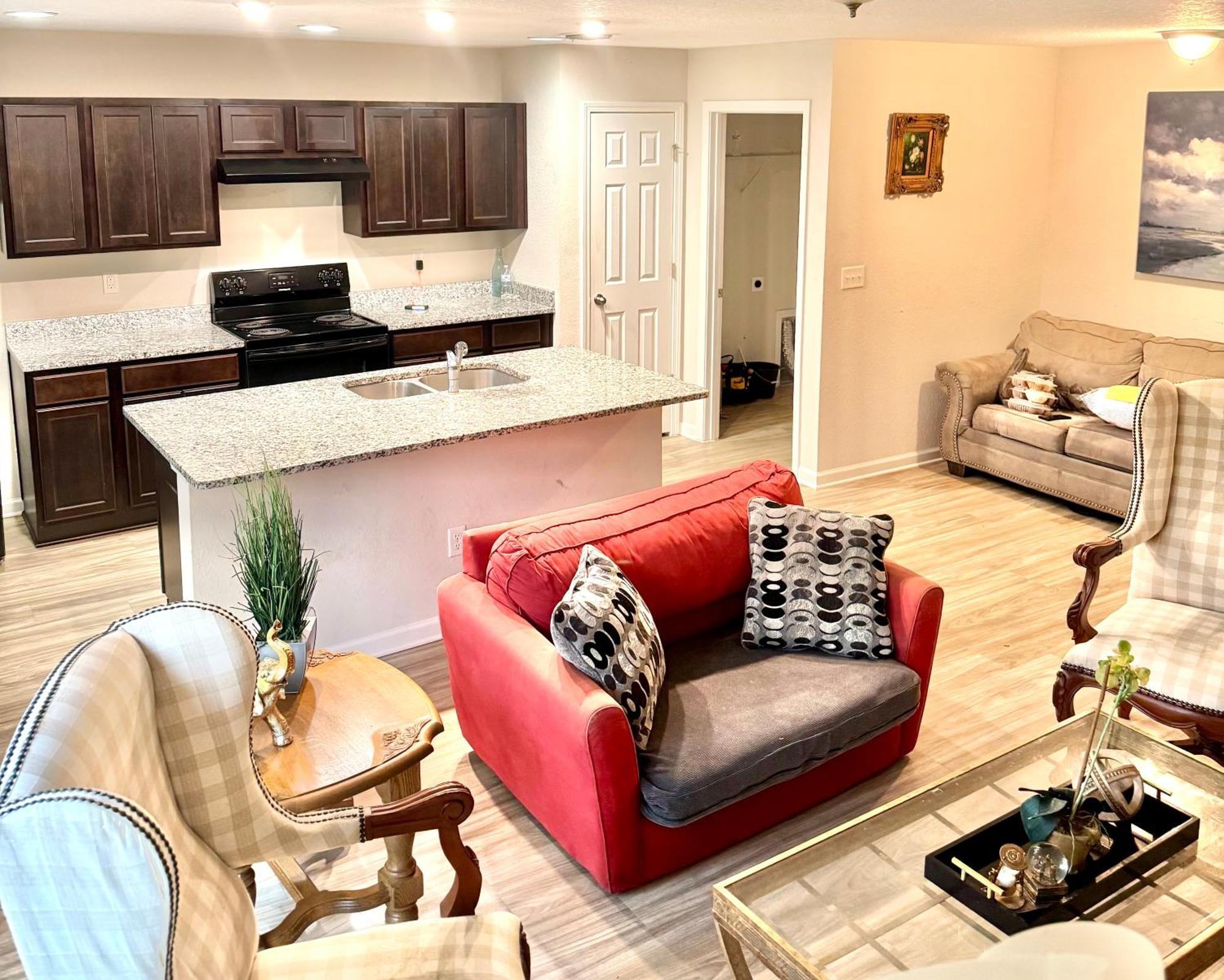 Apartment Share By Month Cozy 3 Bed 5 Mins To Jax Airport & Zoo *